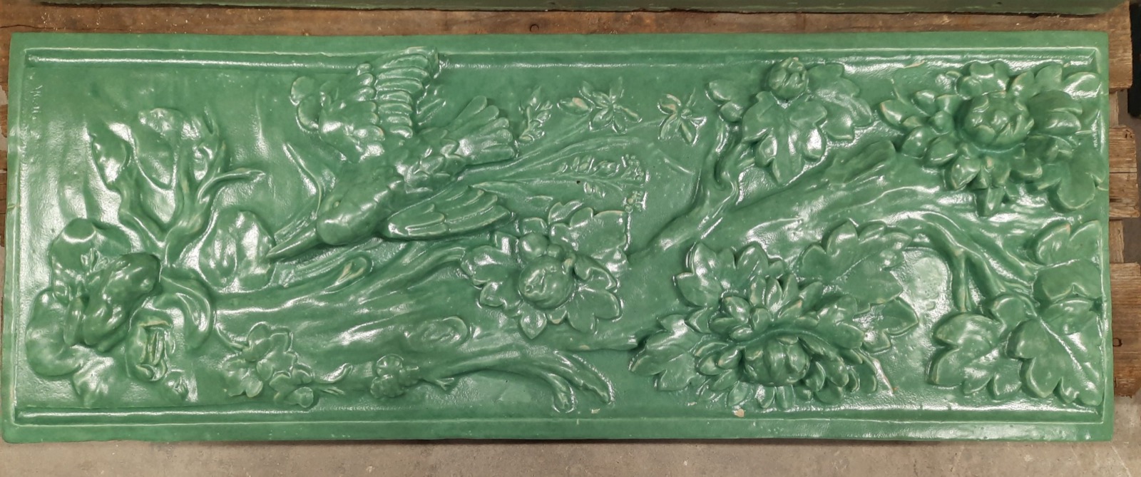 Bas-relief japonisant de La Pagode.